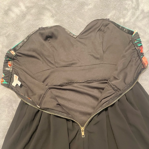 Gianna Bini Strapless Dress - Picture 6 of 7